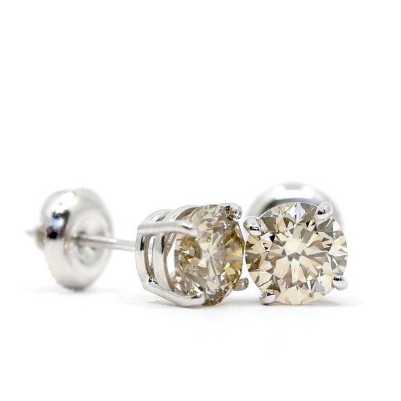 2.03 Carat Diamonds Studs - Picture 5 of 8